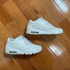 Nike Air Max 90 size 5 youth/6.5 women’s